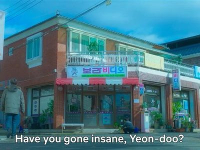 Cuplikan film Korea romantis 20th Century Girl dan On Your Wedding Day/Foto: Netflix