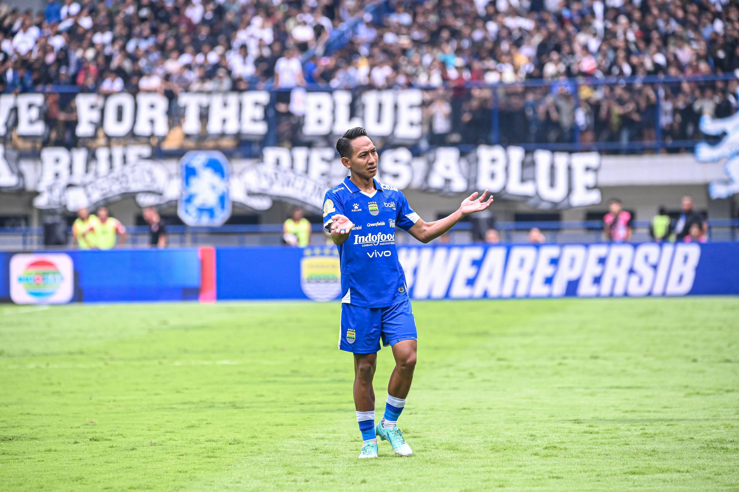 Beckham Putra kembali latihan jelang laga hidup mati Persib vs Ratchaburi FC di ACL 2. Maung Bandung wajib menang telak untuk lolos ke 8 besar