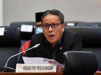 Sekretaris F-PDIP DPR RI Dolfie OFP