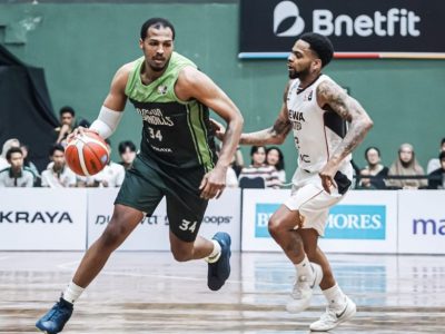 Aksi pemain Bogor Hornbills, Kaleb Wesson di laga melawan Dewa United/Foto: IBL