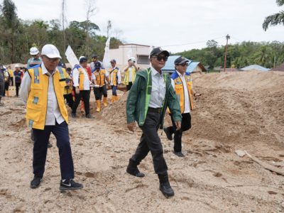 Menteri PU Dody Hanggodo meninjau progres perbaikan Jalan Parung–Bogor