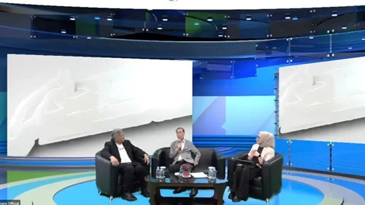 Wakil Menteri Pariwisata Ni Luh Enik Ermawati saat memberikan pidato kunci dalam konferensi internasional di Institut STIAMI