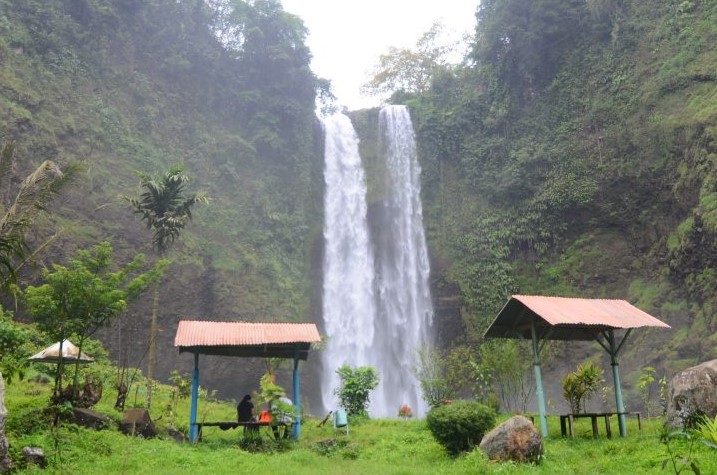 Pemandangan Curug Sanghyang Taraje