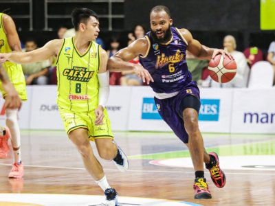 Aksi Jeantal Cylla dari Tangerang Hawks dipertandingan melawan Pacific Caesar Surabaya dalam lanjutan IBL 2026