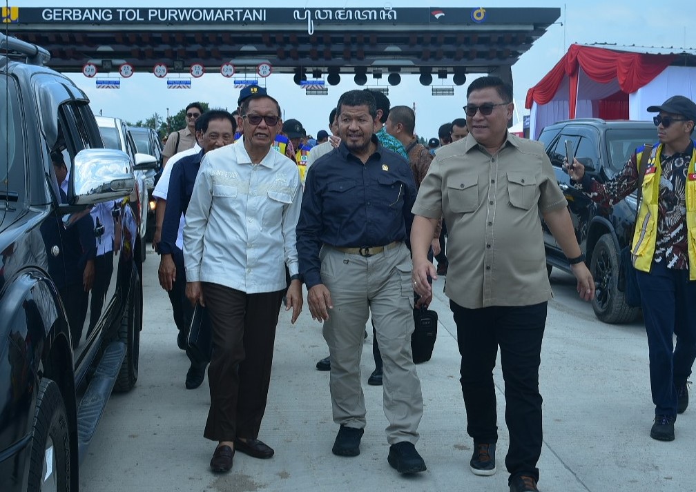 Ketua Tim Kunjungan Kerja Reses Komisi V DPR RI, Roberth Rouw, saat Kunjungan Kerja Reses Komisi V DPR RI ke Daerah Istimewa Yogyakarta (DIY)/Foto: Humas DPR RI
