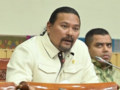 Anggota Komisi III DPR RI, Martin Daniel Tumbelaka, dalam Rapat Dengar Pendapat Umum Komisi III DPR RI bersama Keluarga ABK Batam Fandi Ramadhan beserta Kuasa Hukum Fandi Ramadhan, Hotman Paris, di Gedung Nusantara I, Senayan, Jakarta, Kamis (26/2/2026)/Foto: Humas DPR RI