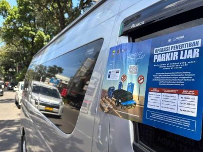 Dishub Bandung perketat pengawasan parkir liar selama Ramadan dan Lebaran 2026. Petugas siaga di mal, wisata, dan makam. Warga diminta pakai jukir resmi.