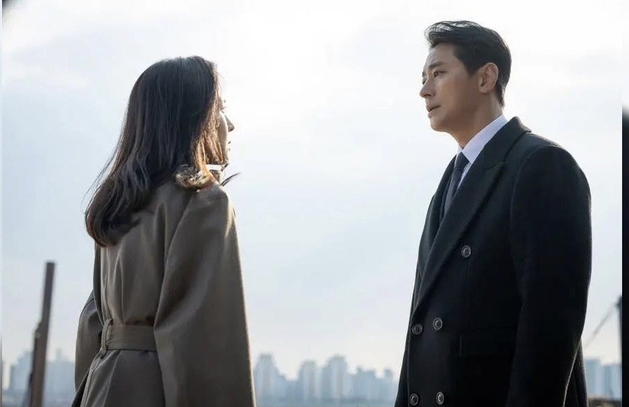 Ju Ji Hoon dan Ha Ji Won dalam teaser drama terbaru ENA berjudul Climax yang menampilkan ketegangan rumah tangga di tengah intrik kekuasaan