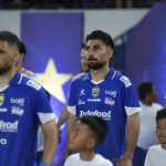 Bek Persib Bandung Frans Putros