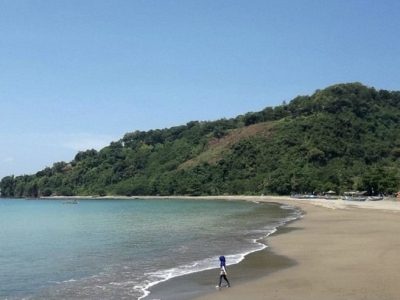Pantai Pelabuhan Ratu/Foto: Istimewa