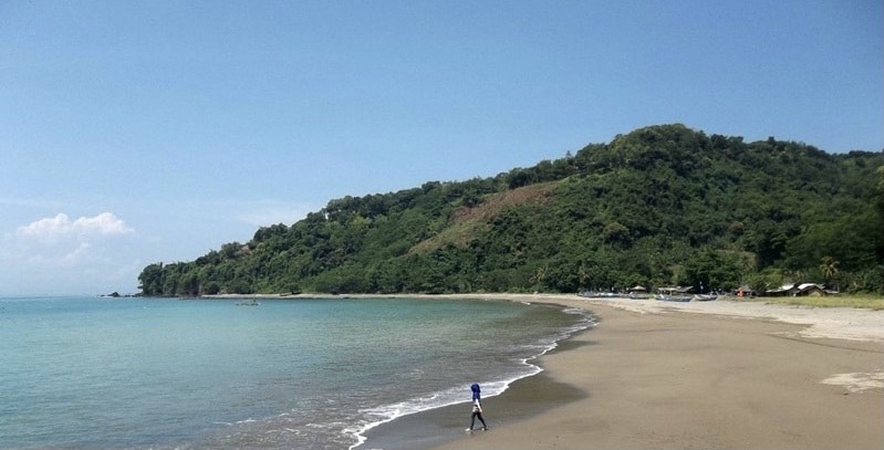 Pantai Pelabuhan Ratu/Foto: Istimewa