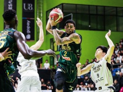 Pacific Caesar Surabaya meraih kemenangan perdana atas Dewa United Banten/Foto: IBL