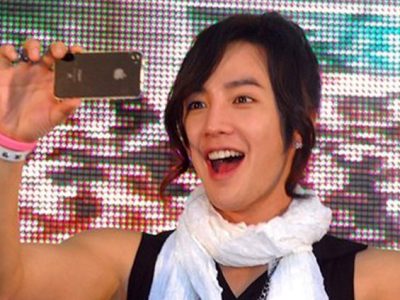 Jang Keun Suk pertimbangkan peran gangster jago masak dalam drama Korea terbaru Hyupban. Comeback setelah tiga tahun vakum dari layar kaca.