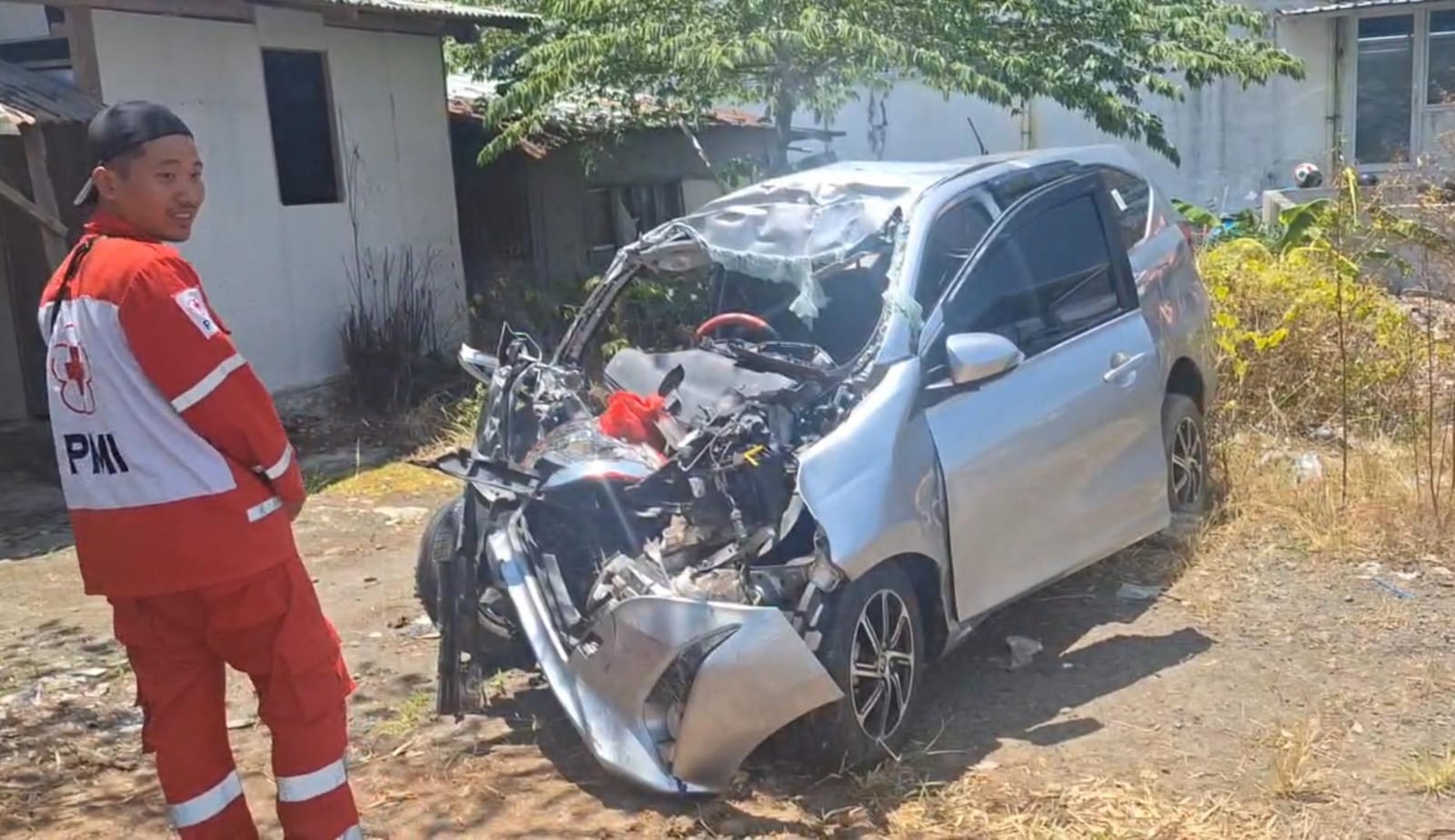 Kecelakaan maut yang merenggut nyawa satu keluarga terjadi di ruas Jalan Tol Pemalang-Batang KM 290-B, wilayah Kecamatan Warureja, Kabupaten Tegal, pada Kamis 19 Maret 2026/Foto: Istimewa