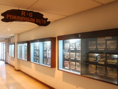 Foto-foto penumpasan gerakan DI TII yang terpajang di Museum Mandala Wangsit Siliwangi/Foto: Indonesia Kaya