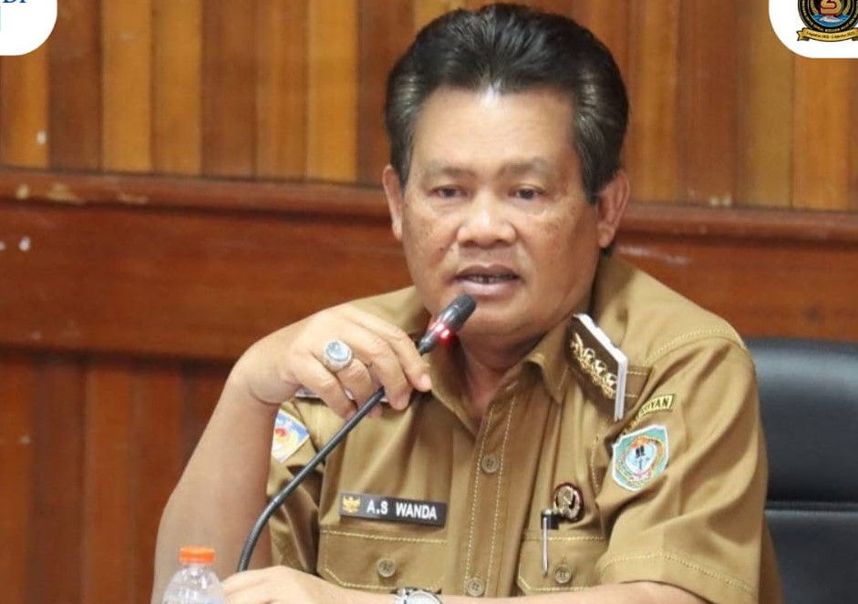 Bupati Seruyan minta PLN percepat pemerataan listrik hingga wilayah terpencil. Rasio elektrifikasi Seruyan baru 78,5 persen, 42 desa belum optimal teraliri listrik.