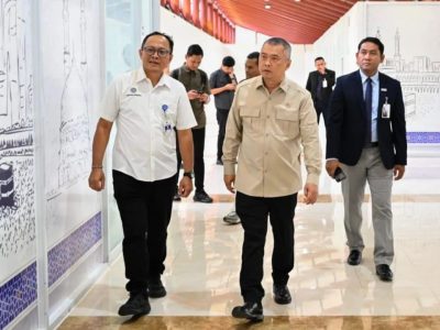 Menhub Dudy Purwagandhi pastikan Terminal 2F Bandara Soetta siap layani 221 ribu jemaah haji 2026. Kloter pertama berangkat 22 April dari 14 embarkasi.