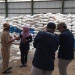 Kepala Desa Kedungkarang, Muhdi di lokasi Gedung Garam Nasional (GGN), Selasa (28/4/2026). saat menyampaikan statement di Gedung Garam Nasional/Foto: Media Center Demak