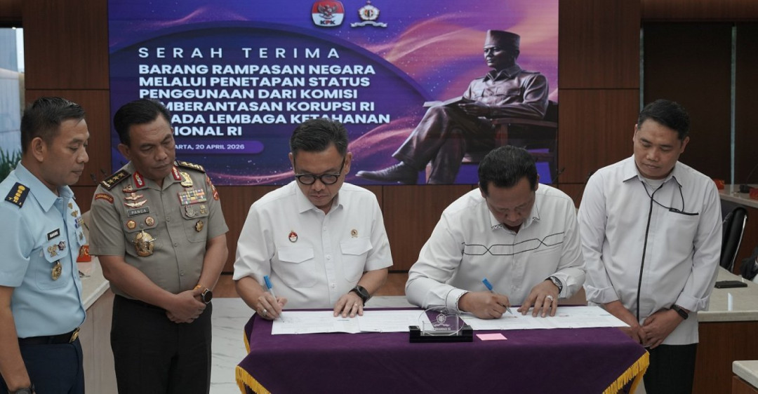 KPK serahkan dua apartemen mewah rampasan koruptor eks Bupati Probolinggo senilai Rp3,52 miliar ke Lemhannas untuk pendidikan kepemimpinan nasional.