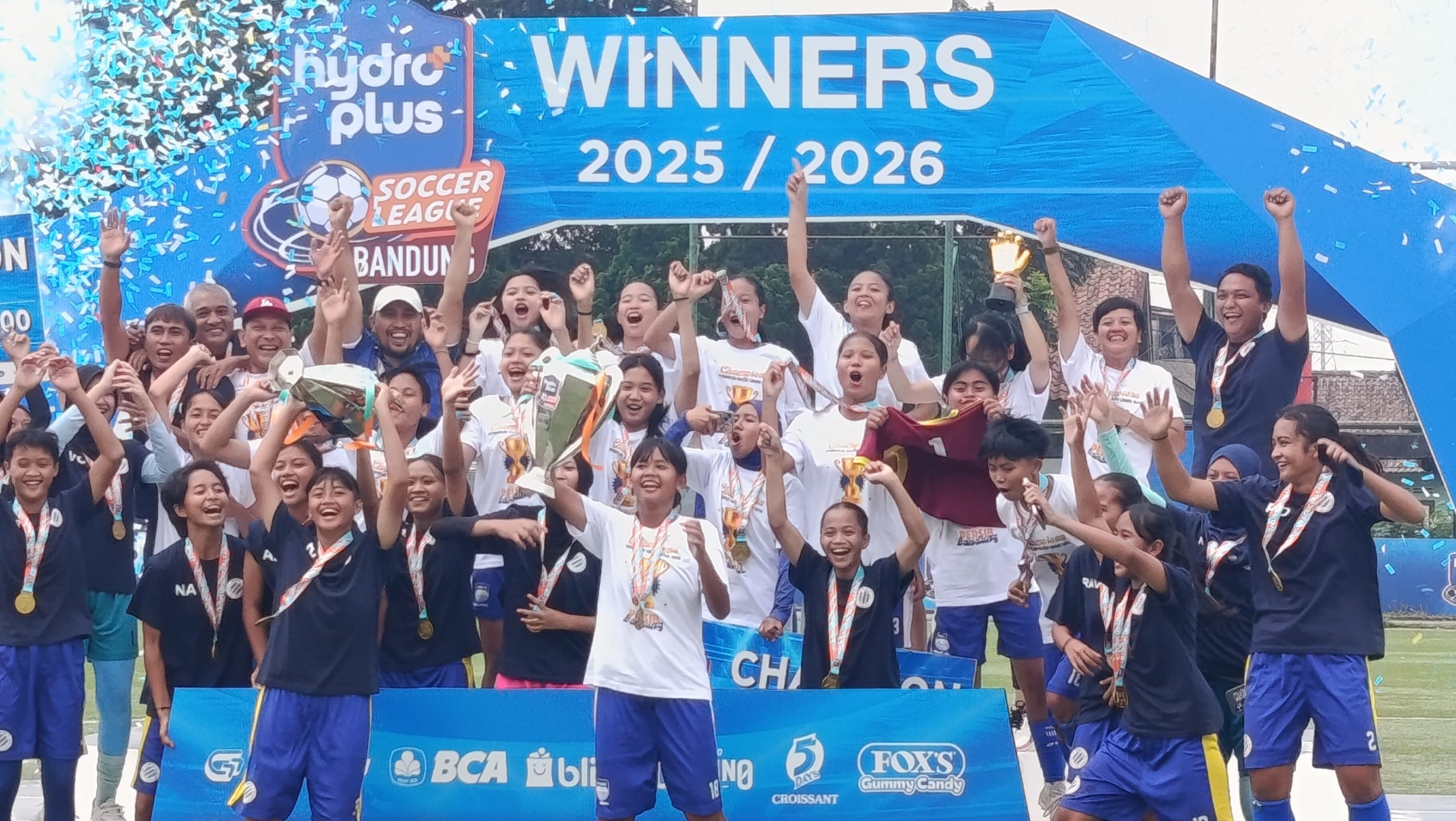 Mojang Priangan U-15 dan Akademi Persib Putri U-18 juara Hydroplus Soccer League. Selisih gol jadi penentu gelar usai poin imbang dengan Goal Aksis.