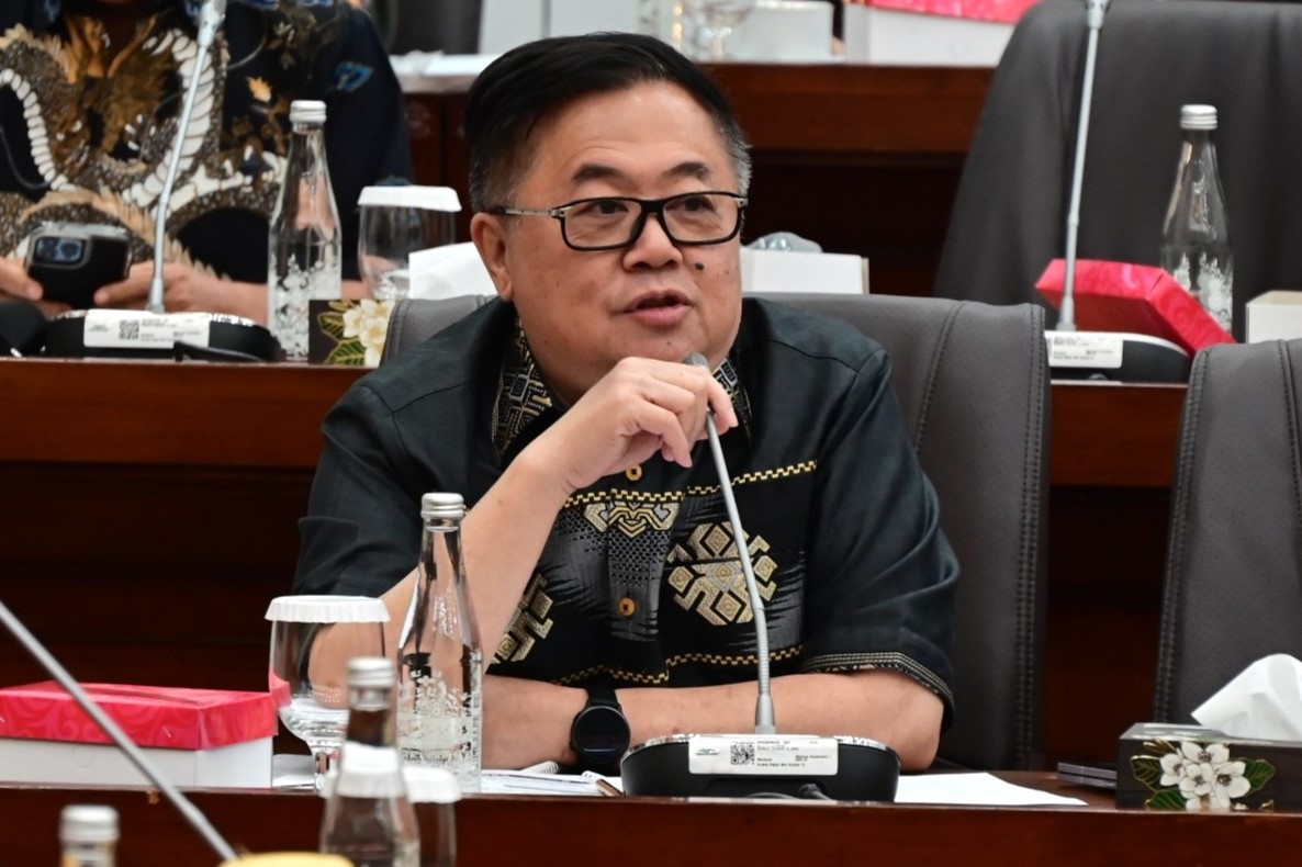 Anggota Komisi VI DPR RI Darmadi Durianto, dalam Rapat Kerja Komisi VI DPR RI dengan Menteri Perdagangan, Budi Santoso di Gedung Nusantara I, Kompleks Parlemen, Senayan, Jakarta, Selasa (19/5/2026)/Foto: Humas DPR RI
