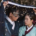 My Royal Nemesis episode 8 ungkap kisah masa lalu Lim Ji Yeon dan Heo Nam Jun dari era Joseon. Rating drama tembus 10,7 persen usai adegan ciuman pertama/Foto: Soompi