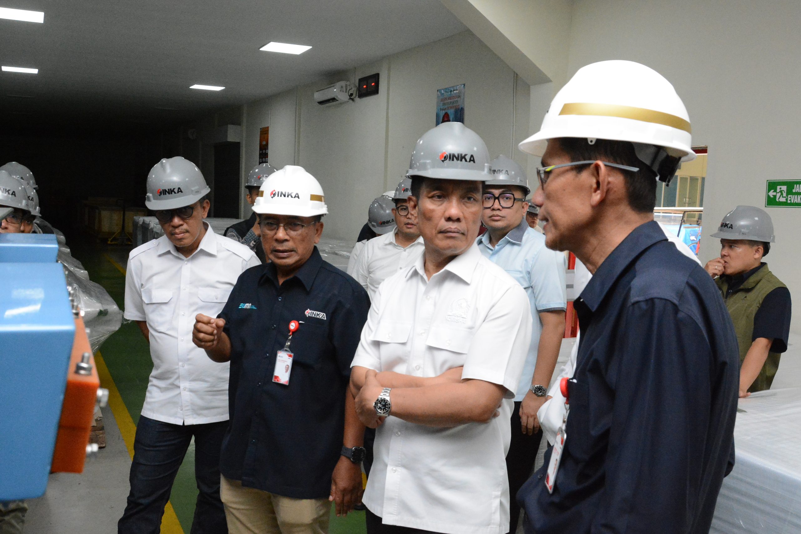 Komisi XI DPR RI mengunjungi Fasilitas produksi kereta api PT Inka di Madiun Jawa Timur/Foto: Humas DPR RI