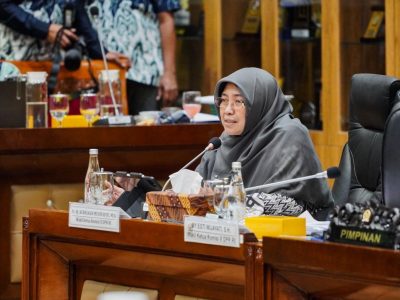 Wakil Ketua Komisi X DPR RI Kurniasih Mufidayati menyambut baik langkah Kementerian Pendidikan Dasar dan Menengah dalam mengalokasikan anggaran revitalisasi sekolah terdampak bencana di wilayah Sumatra/Foto: Media Center Kurniasih Mufidayati