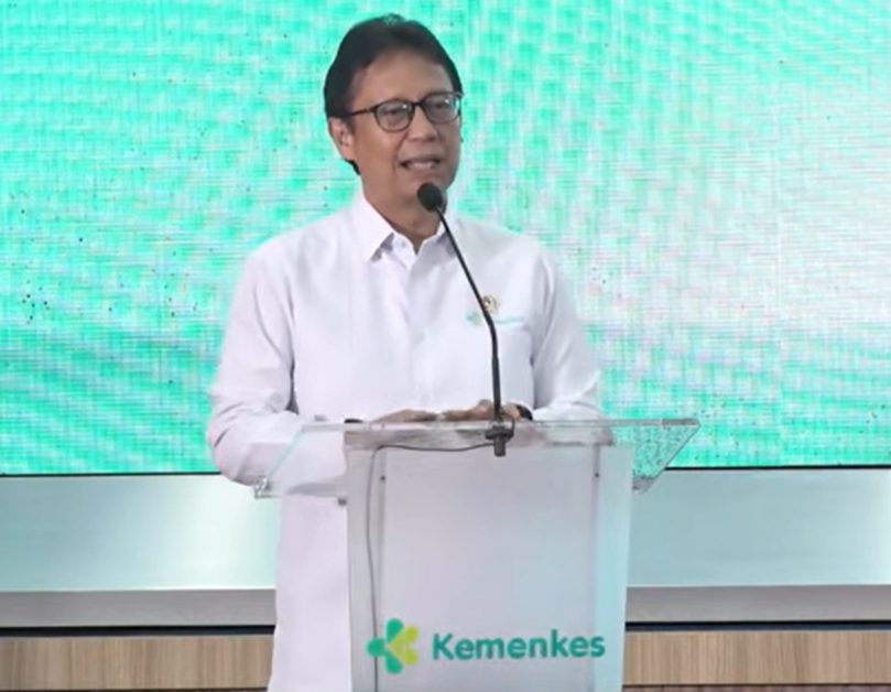 Menkes Budi Gunadi Sadikin dorong gerakan hidup sehat dengan target hidup hingga 80 tahun. Label gizi A-D hadir di mal, ajak anak muda beralih ke Americano zero kalori.