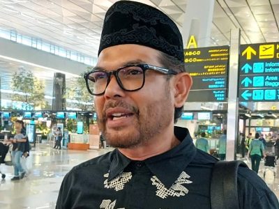 Anggota Timwas Haji DPR, Nasir Djamil, fokus awasi transportasi dan kepadatan di Armuzna. Ia meminta tidak ada lagi jemaah yang berjalan kaki/Foto: Humas DPR RI