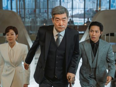 Drama Korea Reborn Rookie tayang di JTBC dan Viki. Son Hyun Joo tukar jiwa dengan pesepak bola muda, sementara anak-anaknya berebut kursi chairman/Foto: Soompi