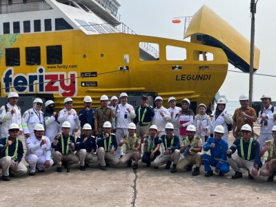 Kementerian Perhubungan melalui Direktorat Jenderal Perhubungan Laut memperkuat pengawasan keselamatan pelayaran menjelang periode libur sekolah 2026 dengan melaksanakan uji petik kelaiklautan kapal penumpang yang beroperasi di lintas penyeberangan Merak–Bakauheni/Foto: Humas Kemenhub