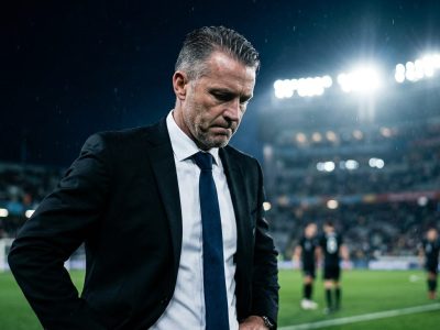 Pelatih Selandia Baru Darren Bazeley kecewa berat timnya kalah 1-3 dari Mesir di Piala Dunia 2026. Sebut timnya seharusnya menang/Ilustrasi: Indoragamnewscom