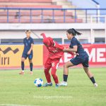Bermain di Stadion Arcamanik, Bandung, Selasa (9/6/2026). Timnas Putri Indonesia ditahan Imbang Kamboja 1-1/Foto:Muhammad Farid/Indoragamnewscom