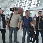 Imigrasi Sabang deportasi dua WN Tiongkok karena masuk Indonesia tanpa prosedur. Penangkalan juga diusulkan agar keduanya tak kembali ke Indonesia/Foto: Imigrasi Sabang