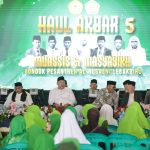 Wakil Ketua DPR RI Cucun Ahmad Syamsurijal saat memberikan arahan di Pondok Pesantren Al-Husaeni Cihelang, Kabupaten Bandung, Selasa (16/6/2026)