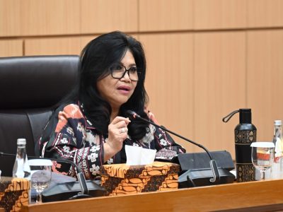 Wakil Ketua Komisi VII DPR Evita Nursanty tegaskan ekspor satu pintu harus jadi instrumen hilirisasi, bukan sekadar ubah jalur penjualan komoditas.