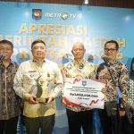 Bupati Garut, Abdusy Syakur Amin usai menerima penghargaan dari Ketua Komisi IV DPR Titiek Soeharto di Yogyakarta, Kamis (4/6/2026)/Foto: Humas Pemprov Jabar