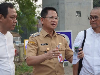 Walikota Jakarta Selatan Syafrin Liputo dan jajaran meninjau lokasi rencana pengembangan Park and Ride Lebak Bulus, Selasa (9/6/2026).