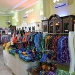 Aneka produk dari Kain Sasirangan dari Kampung Sasirangan di Banjarmasin/Foto: Indonesia Kaya