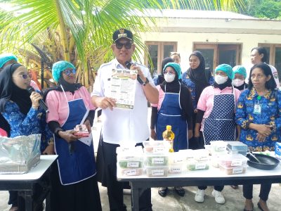 Pemkab Maluku Tenggara latih 59 kader Posyandu PMT berbasis pangan lokal. Bupati Thaher: pangan lokal kekuatan untuk masa depan anak dan turunkan stunting.