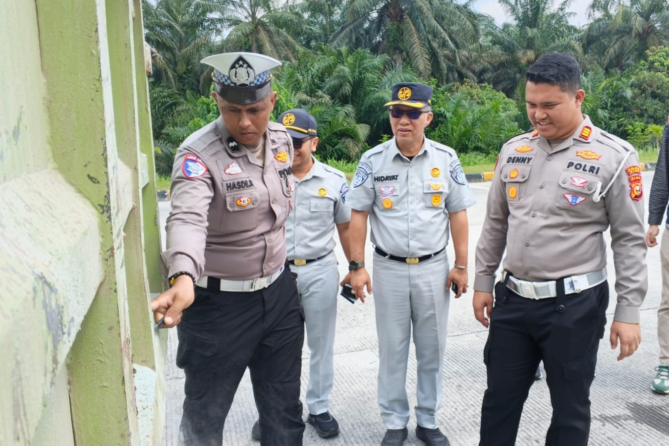 Ditlantas Polda Riau Perkuat Pencegahan Microsleep di Tol Permai. Kecelakaan maut di Tol Pekanbaru-Dumai akibat microsleep tewaskan lima orang. Polisi perketat patroli dan imbau pengemudi manfaatkan rest area/Foto: Istimewa