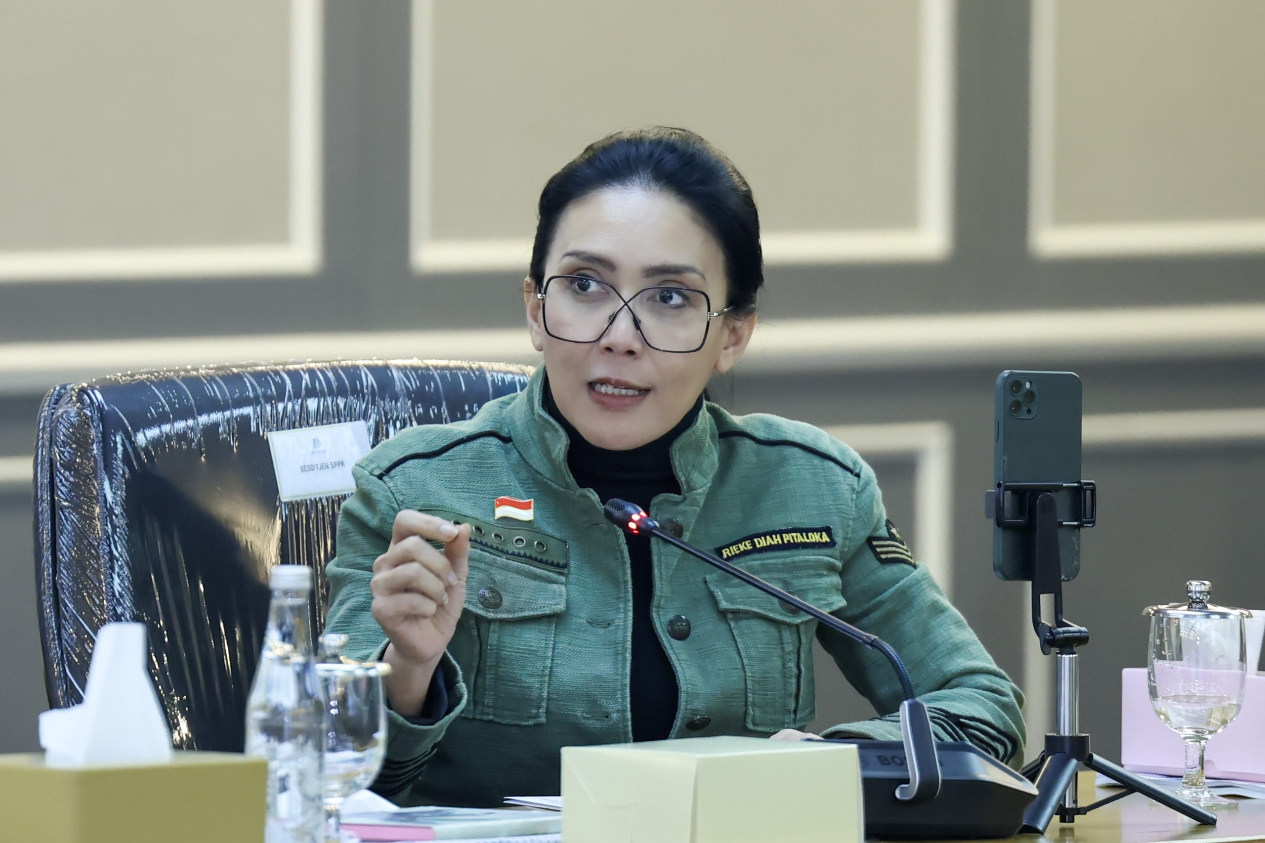 Anggota Komisi XIII DPR RI, Rieke Diah Pitaloka kritik anggaran Kementerian HAM yang dinilai masih untuk institution building. Minta fokus ke pelayanan pengaduan dan perlindungan korban/Foto: Humas DPR RI