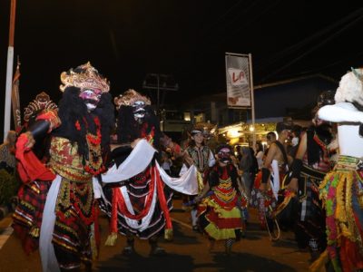Ribuan warga padati Karnaval Budaya Singkawang Grebeg Suro 2026/Foto: Media Center Singkawang