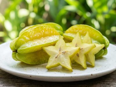 Belimbing si bintang tropis kaya vitamin C dan serat/Ilustrasi: Indoragamnewscom/Gemini