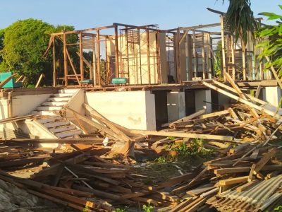 Kondisi cagar budaya Indonesia, Rumah Jawatan Pos/Telegraf di Kota Gorontalo saat dibongkar oleh sejumlah pekerja/Foto: Istimewa