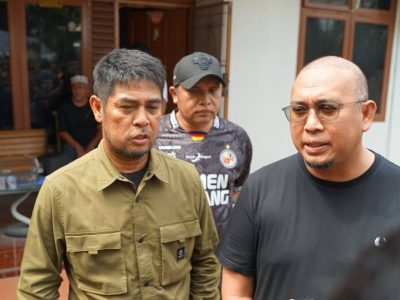 Pelatih Semen Padang FC, Nil Maizar bersama Presiden Klub, Andre Rosiade/Foto: Indoragamnewscom