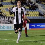 Arema FC datangkan bek Brasil Diego Luiz Landis untuk musim 2026/2027. Eks Terengganu FC dan FC Porto B ini diharapkan perkuat lini belakang Singo Edan/Foto: Instagram Diego Luiz