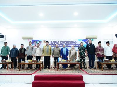 Pemkab Tanah Datar siapkan Perbup untuk berantas LGBT yang disebut telah merambah lintas generasi. Potensi kerugian moral dan sosial dianggap mengkhawatirkan.